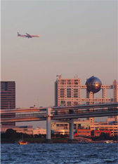 Aコース：ＪＡＸＡ相模原見学と羽田空港・東京駅送り（食事なし）